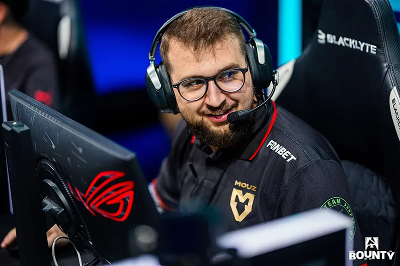 MOUZ Обыграла Team Spirit в Финале BLAST Bounty Summer 2026: Первый трофей сезона для Мышей