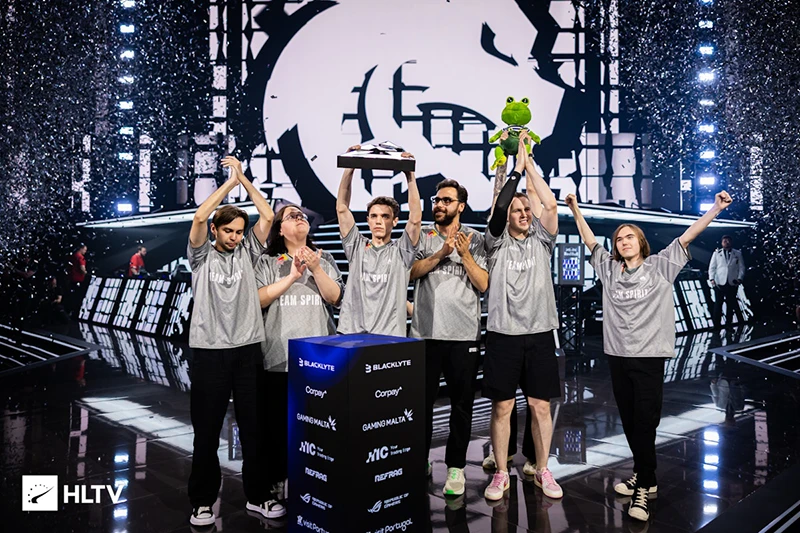 Team Spirit забирает трофей BLAST Open Fall 2026: разгром MOUZ в гранд-финале